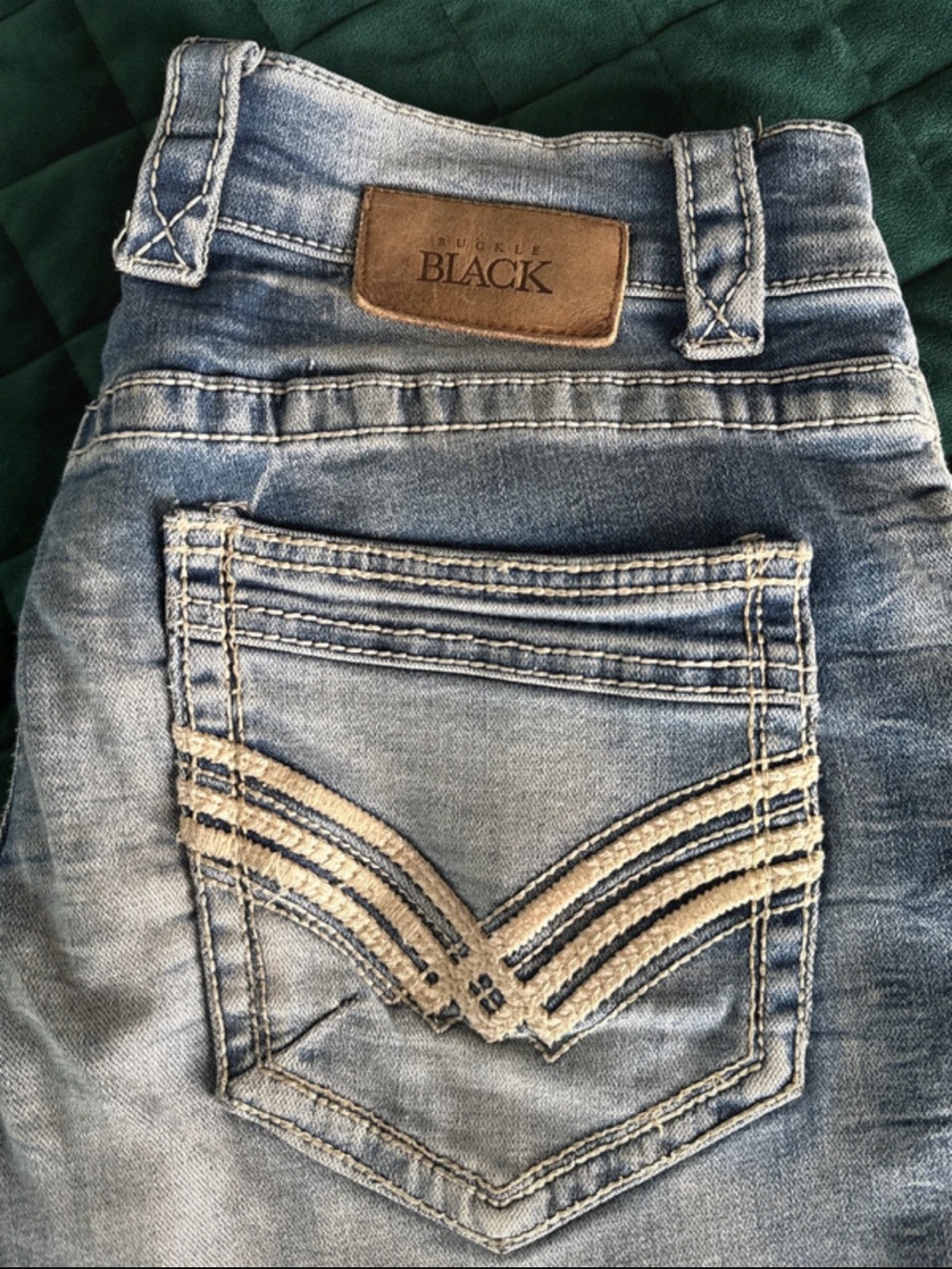 Buckle Black Men’s 33R Straight Leg Light Wash Jeans - Picture 2 of 9
